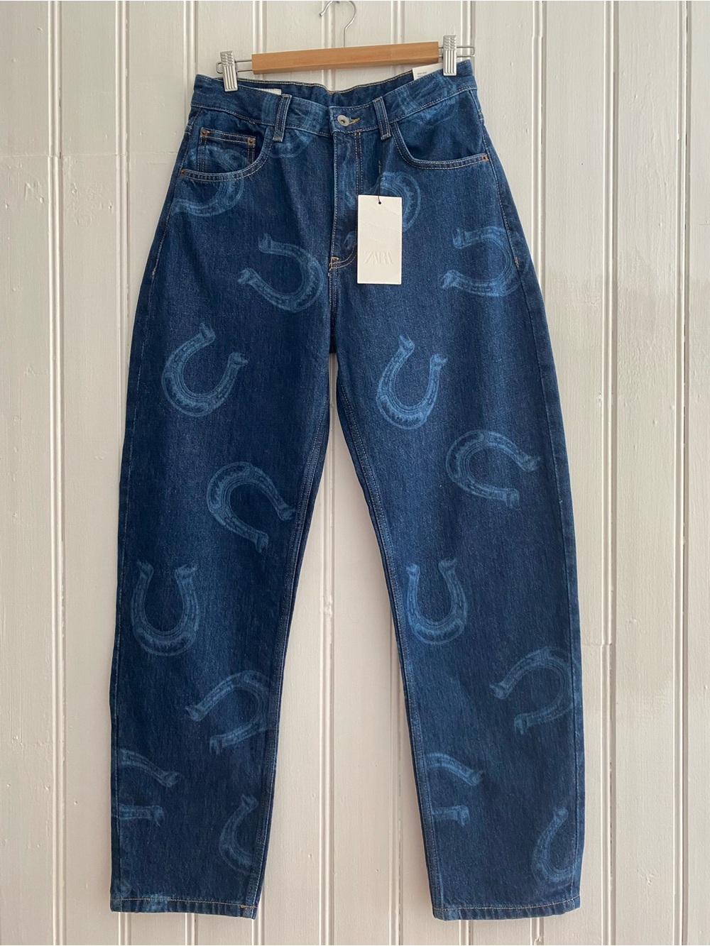 ZARA NWTs new barrel jeans in dark wash horseshoe print size 29